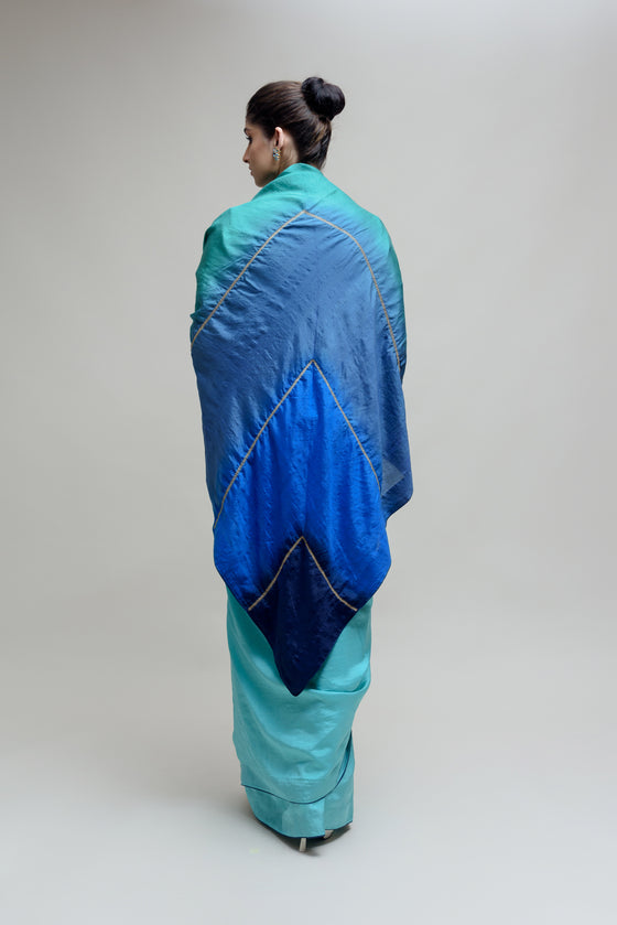 Blue Silk Saree with Colour Blocked Palla