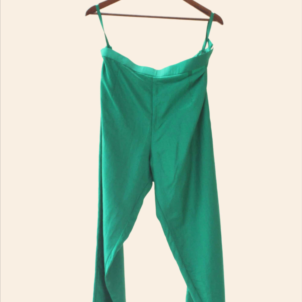 
                      
                        Bandhani on Pure Silk Kurta Pants Set - Green
                      
                    