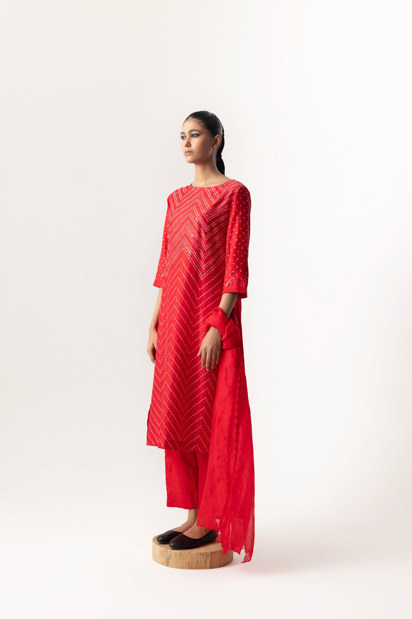 Bandhani Mirror Work Suit Set By Naina Jain-Red