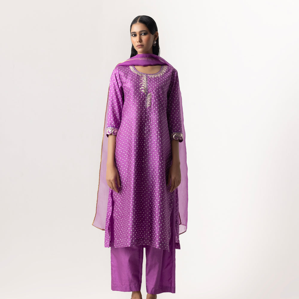 Gota Bandhani Suit Set By Naina Jain-Lavender