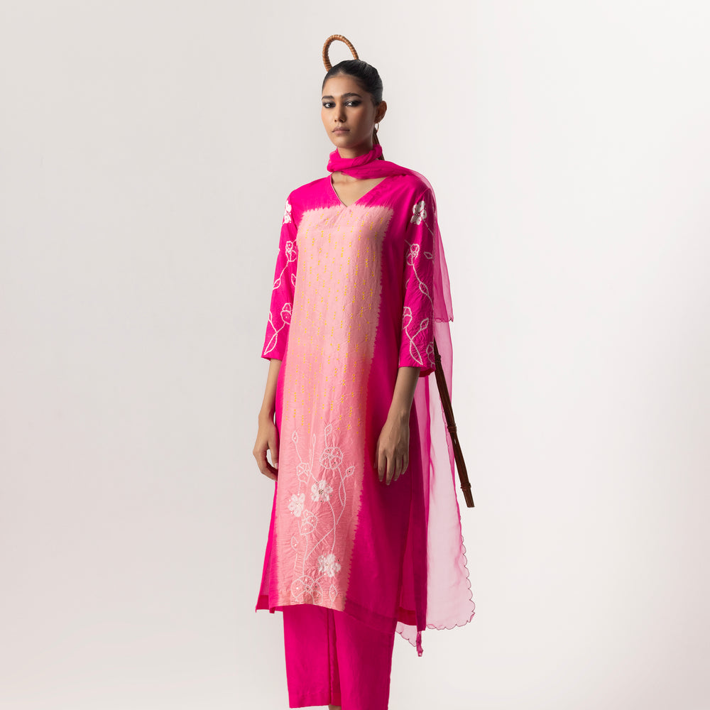 Bandhani Suit Set By Naina Jain- Peach Pink