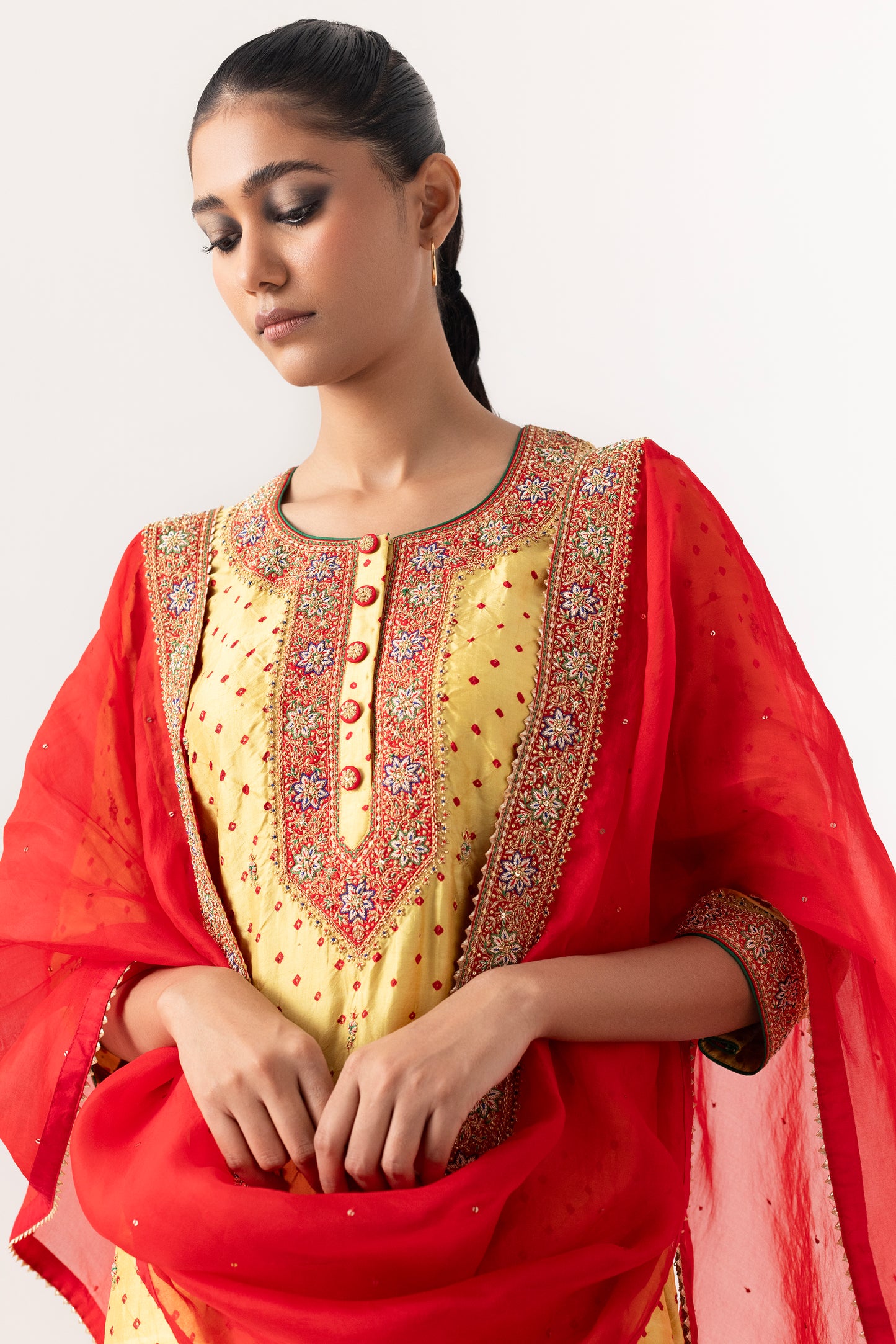 Zardozi Bandhani Suit Set - Beige Red