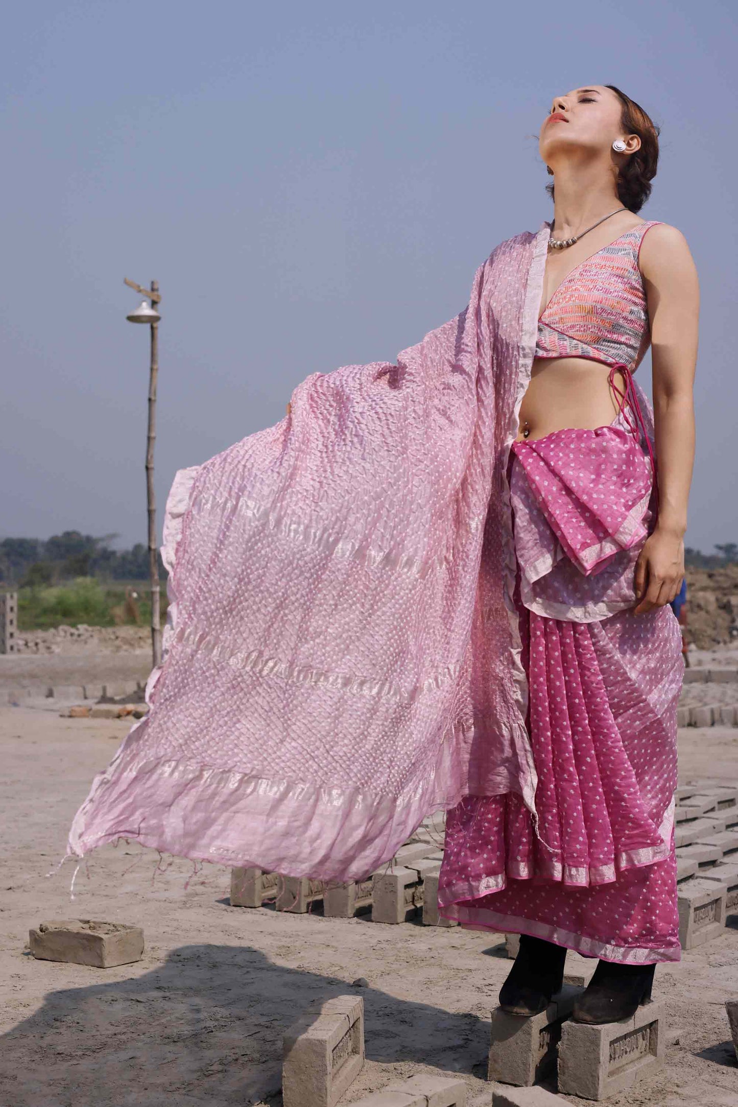 Bandhani on Linen Saree in Onion Pink