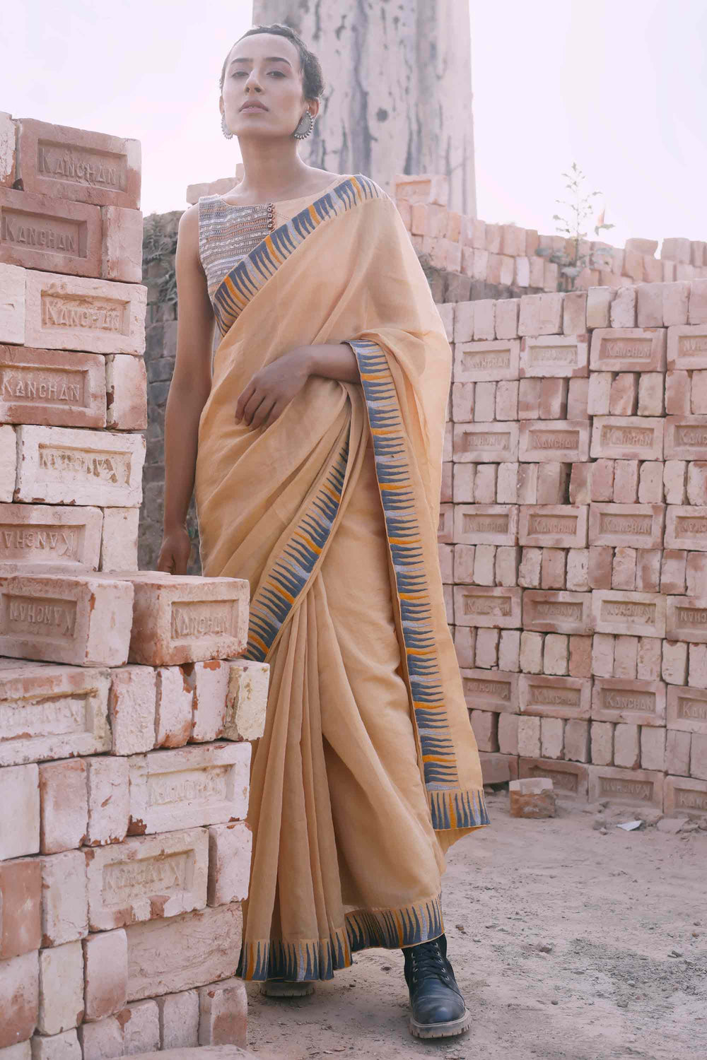 Chanderi Tissue Saree with Thread Embroidery - Sand Brown