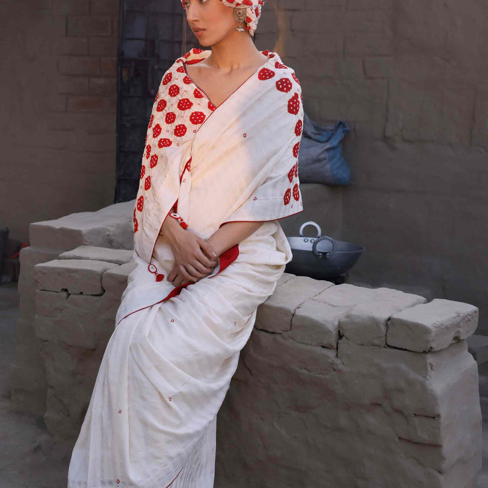 Bandhani Veda Saree - White Red