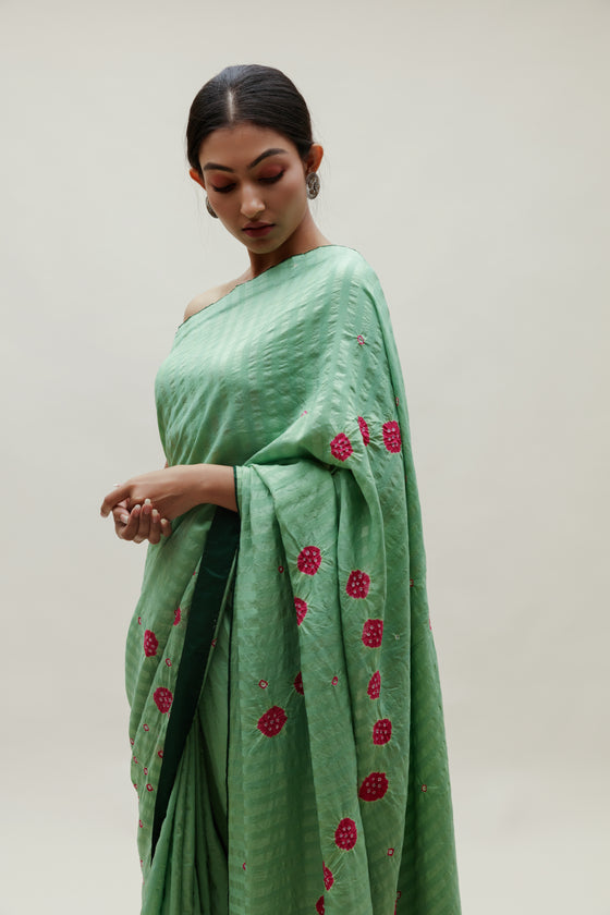Bandhani Veda Saree - Green Rani