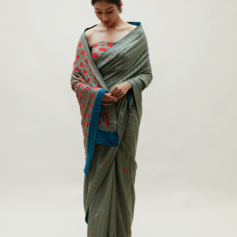 Bandhani Veda Saree - Greyish Green and Red