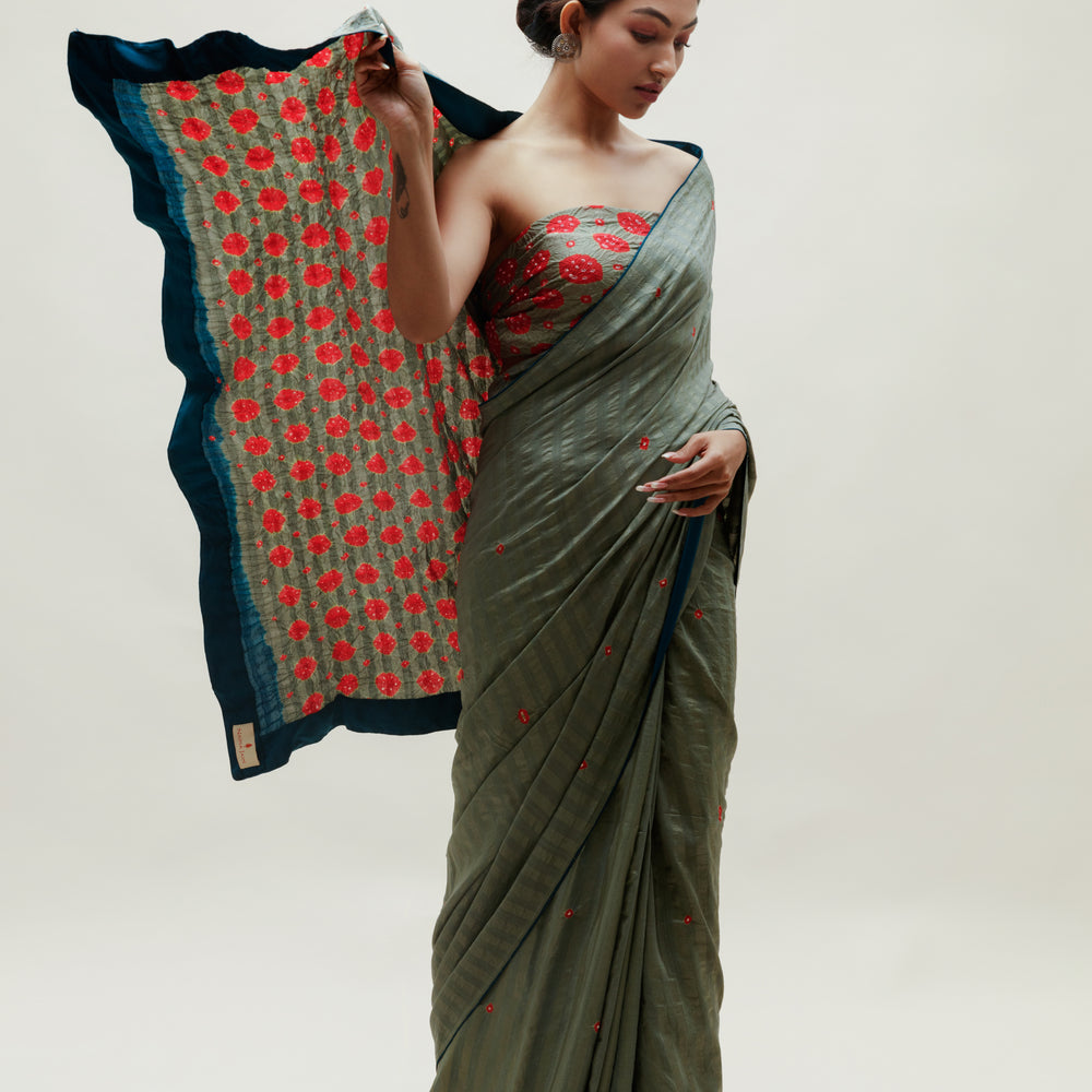 Bandhani Veda Saree - Greyish Green and Red