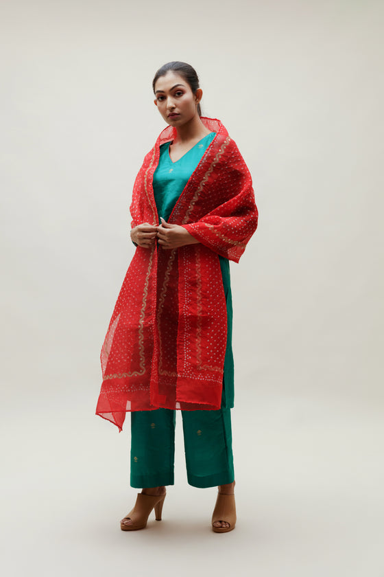 Banarasi Silk Co-ord Set with Bandhani Organza Stole - Red Green