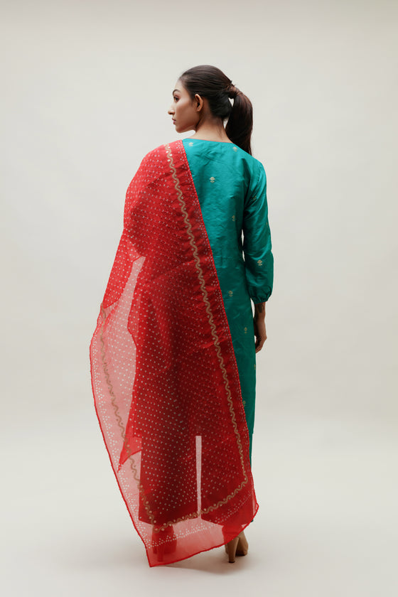 Banarasi Silk Co-ord Set with Bandhani Organza Stole - Red Green