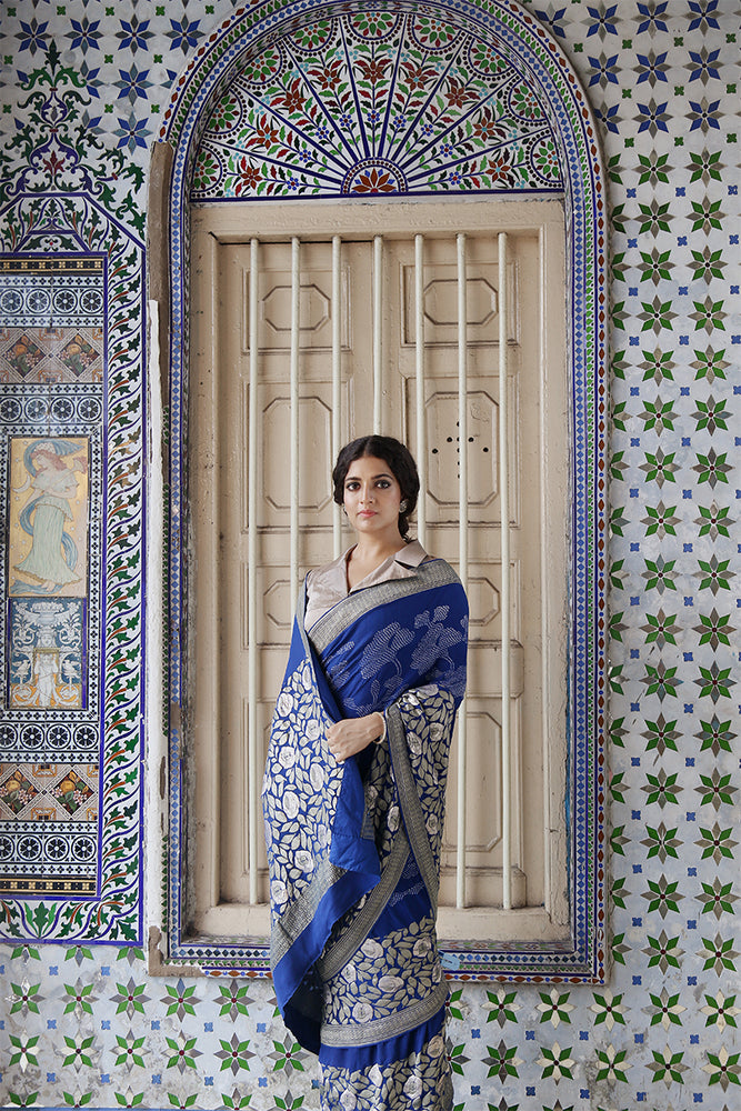 
                      
                        Abstract Bandhani Banarasi Saree with Rose + Floral Motif
                      
                    