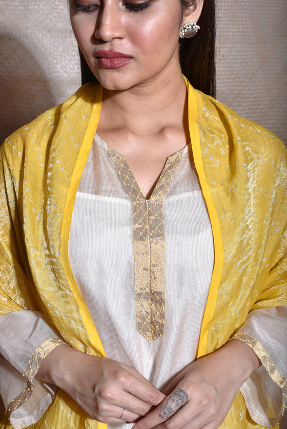 Chanderi Tissue Kurta with Bandhani on Chanderi Tissue Dupatta -Off White Yellow