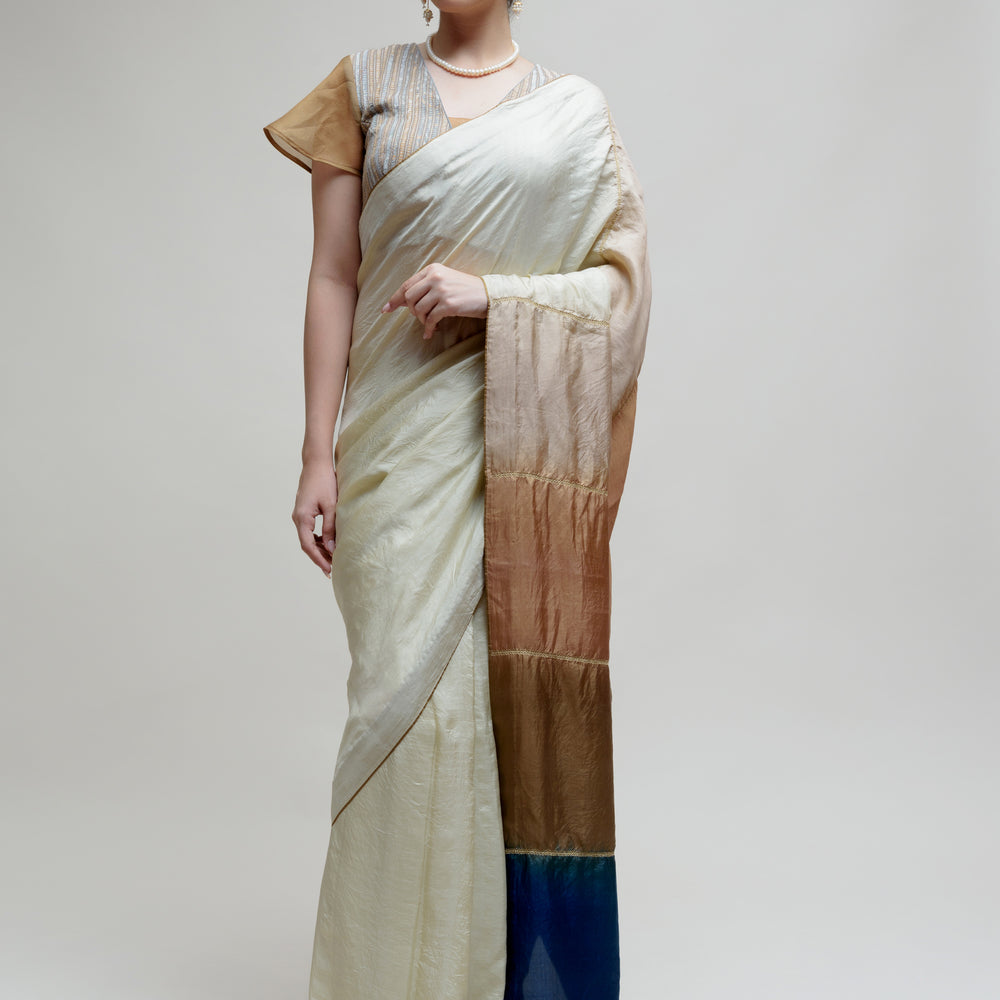 
                      
                        Grey Silk Saree with Colour Blocked Palla
                      
                    