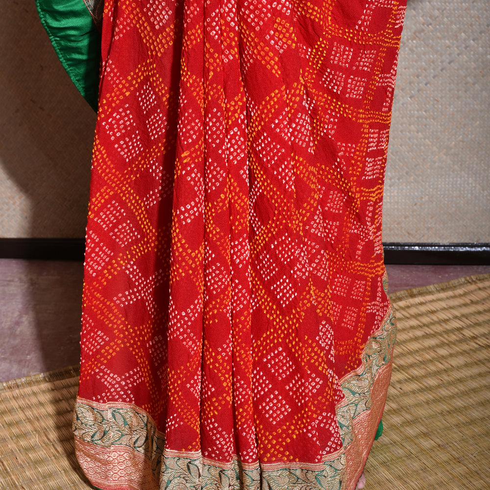 
                      
                        Light Meenakari Banarasi Bandhani Saree-Red And Green
                      
                    