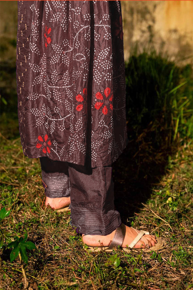 
                      
                        Lyla Kurta - Brown
                      
                    