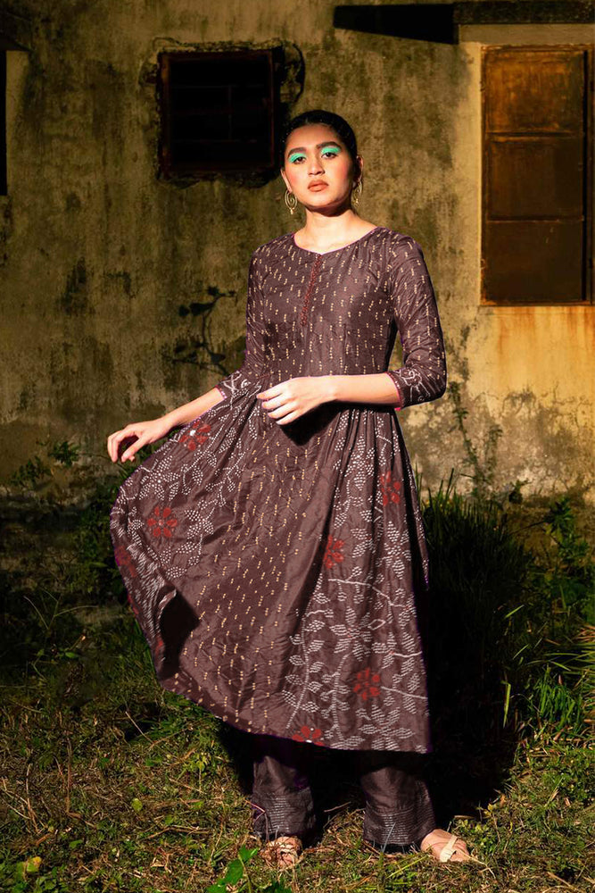 
                      
                        Lyla Kurta - Brown
                      
                    