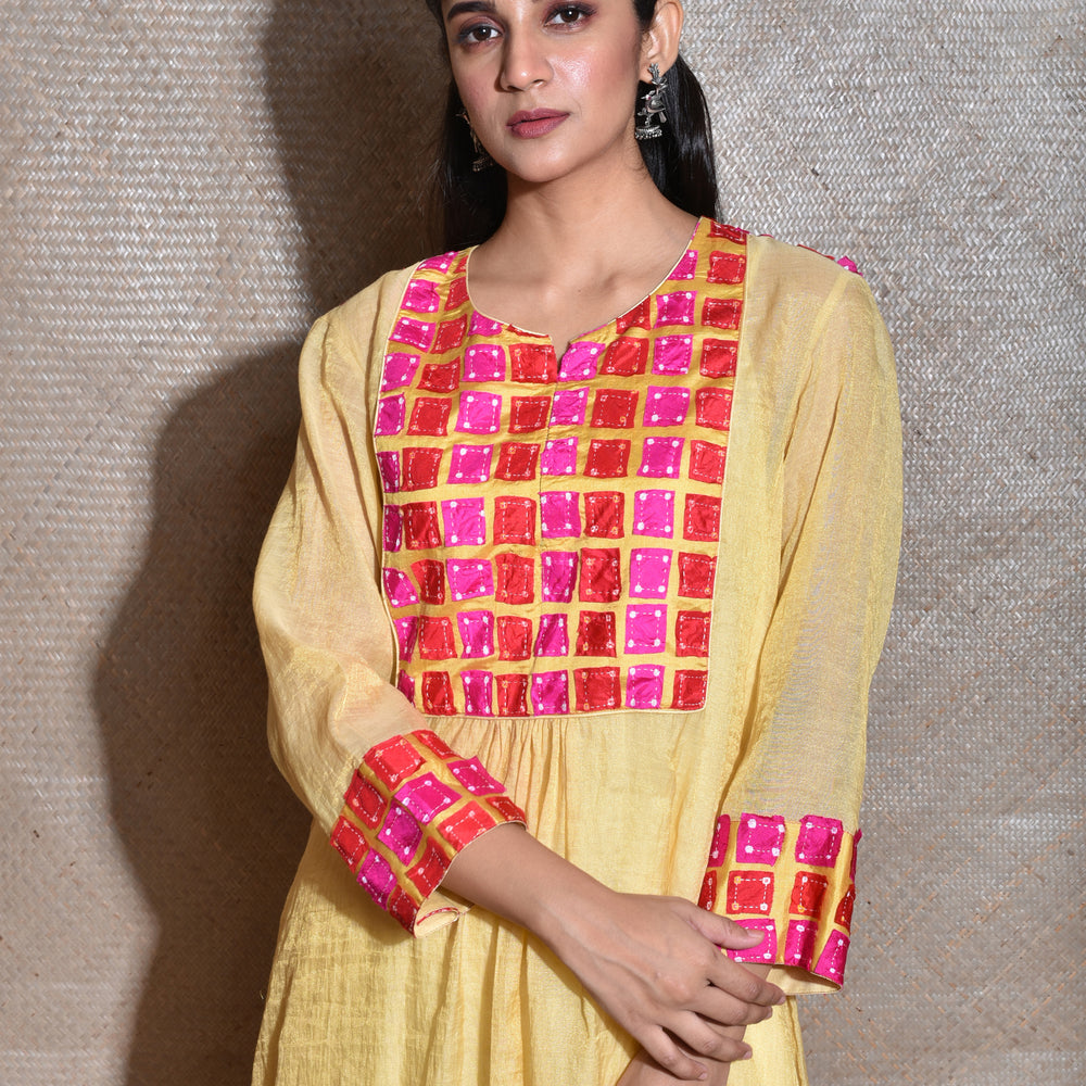 
                      
                        Applique Bandhani on Chanderi Tissue Kurta - Cream
                      
                    