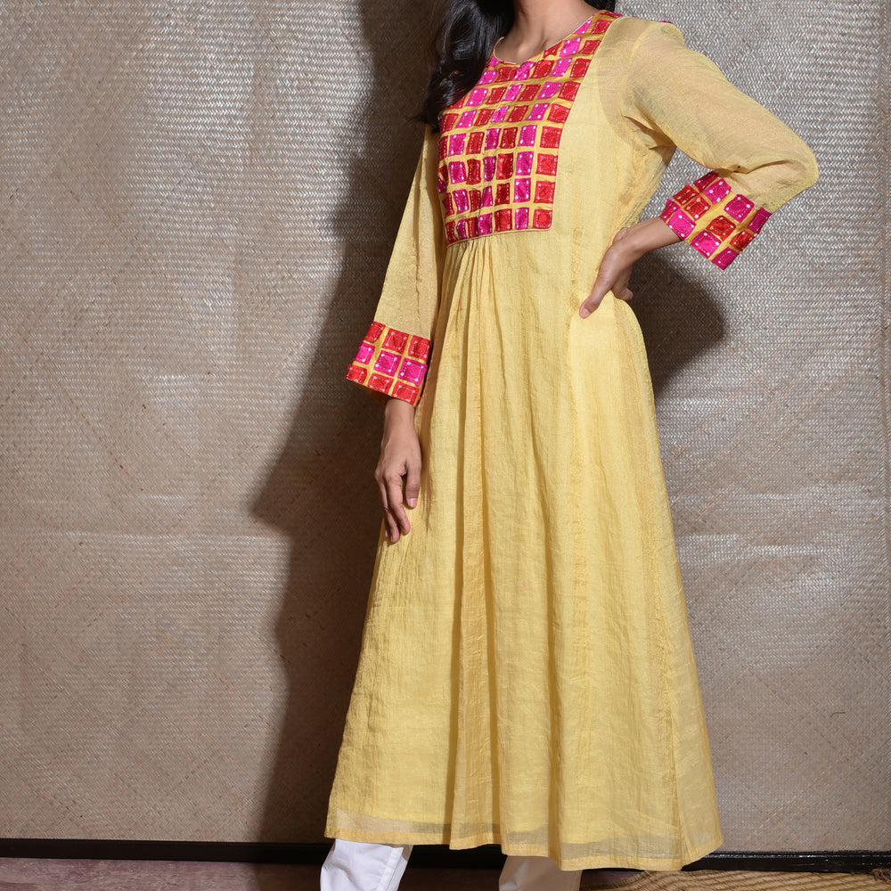 Applique Bandhani on Chanderi Tissue Kurta - Cream