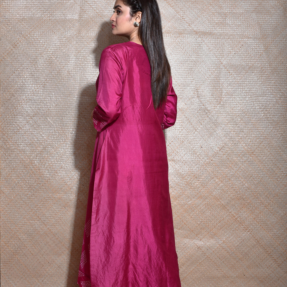 
                      
                        Pink Magenta Bandhani on Pure Silk Kurta
                      
                    