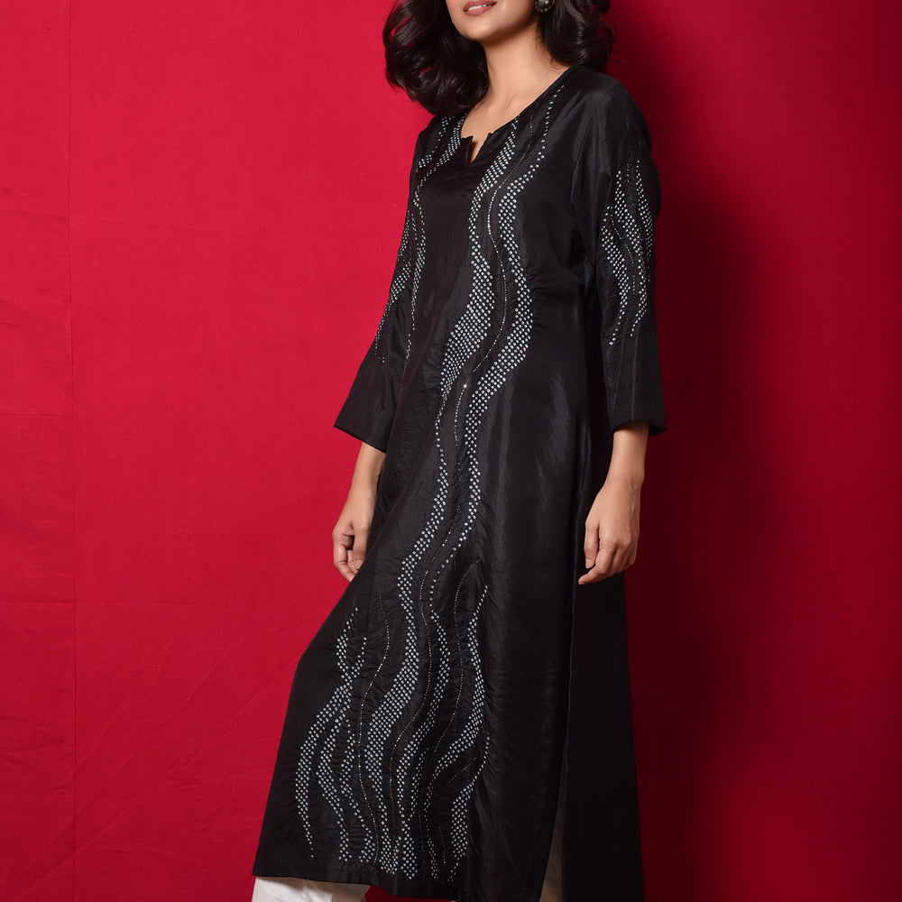 
                      
                        Waves Design Bandhani Pure Silk Kurta in Black
                      
                    