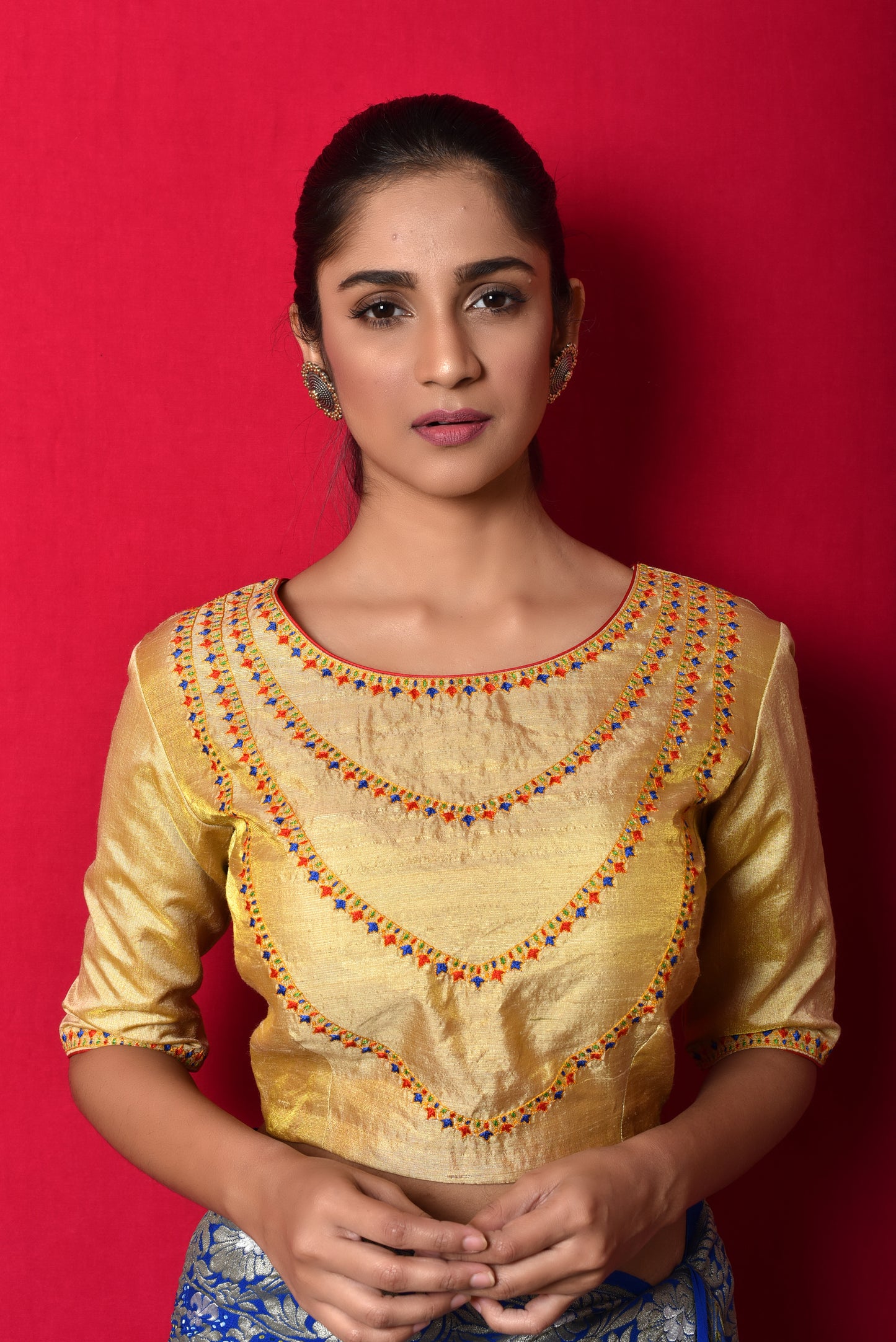 Necklace Design Resham Blouse in Gold