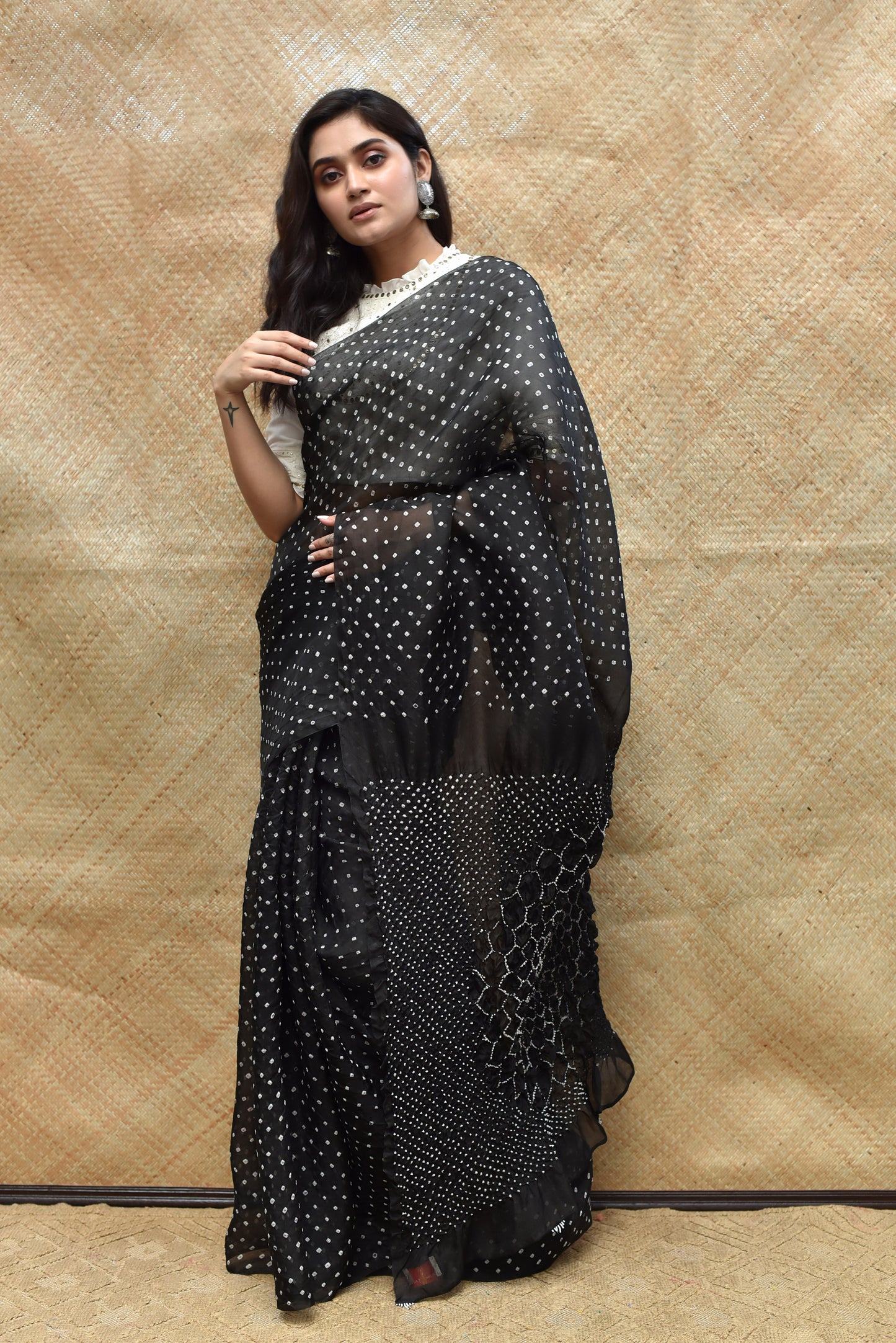 Bandhani on Organza with Pattern on Pallu - Black