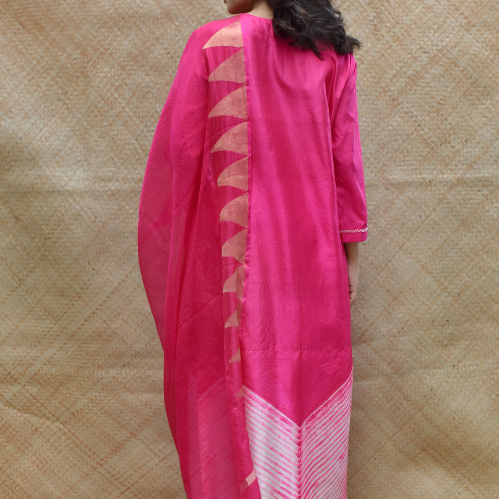 
                      
                        Bright Pink Arashi Pure Silk Kurta
                      
                    