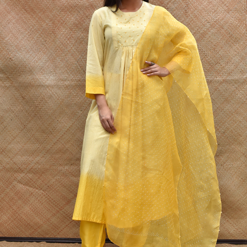 Pure Silk Kurta Set with Bandhani on Organza Dupatta - Yellow