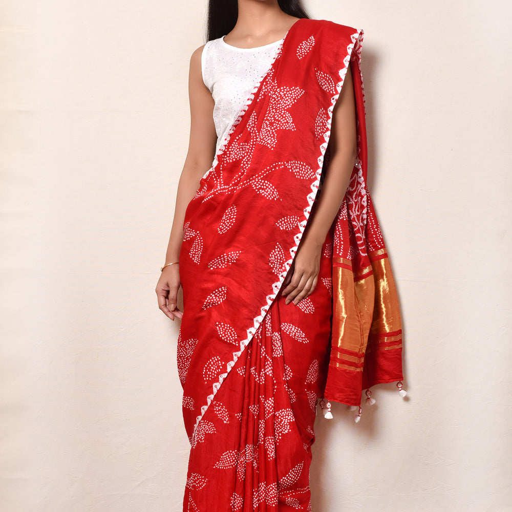 Red White Gaji Silk Saree