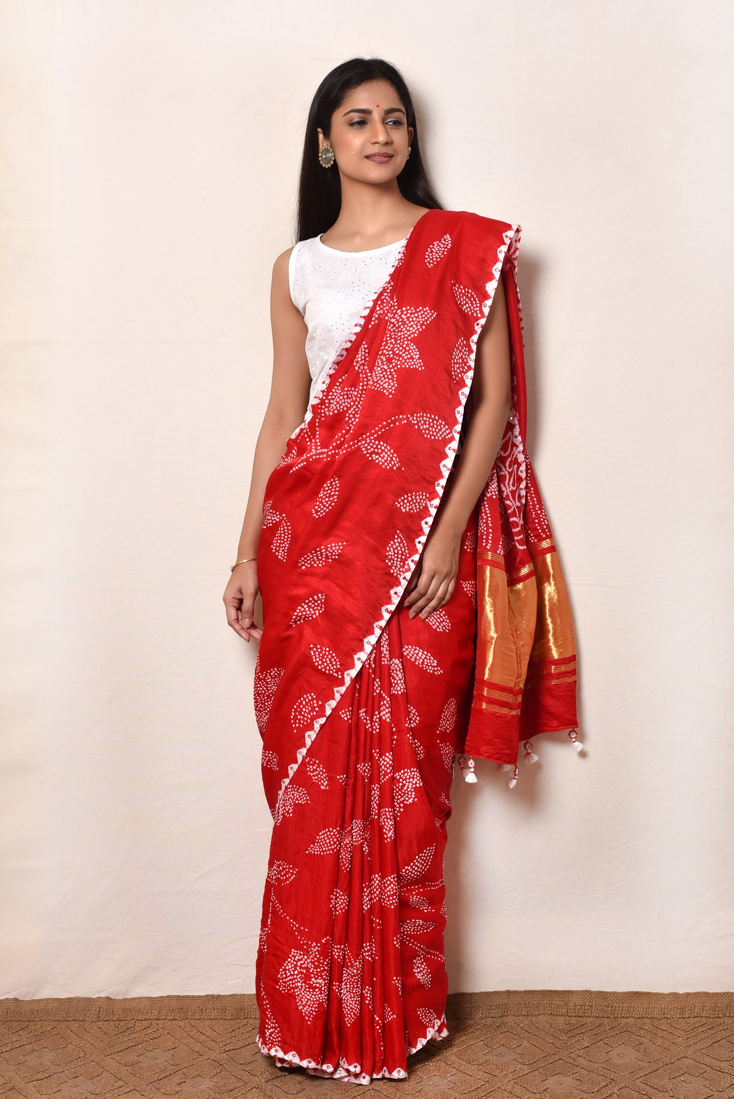 Red White Gaji Silk Saree