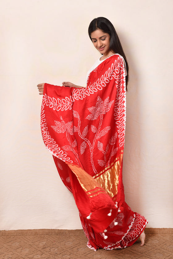 Red White Gaji Silk Saree