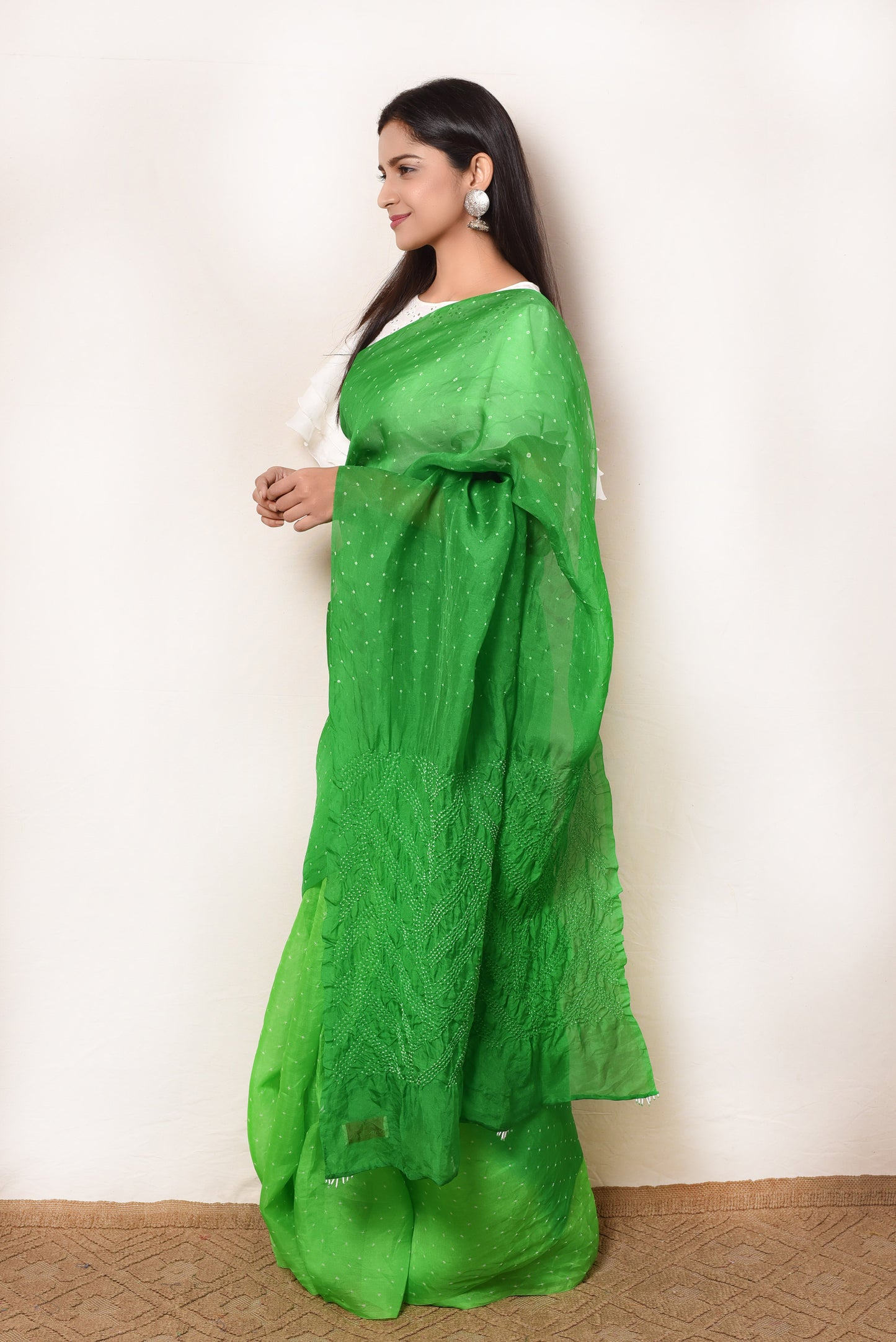 Bandhani on Pure Organza Saree with Pattern on Pallu - Green