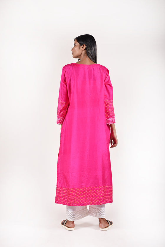 Intricate Bandhani on Pure Silk Kurta - Pink