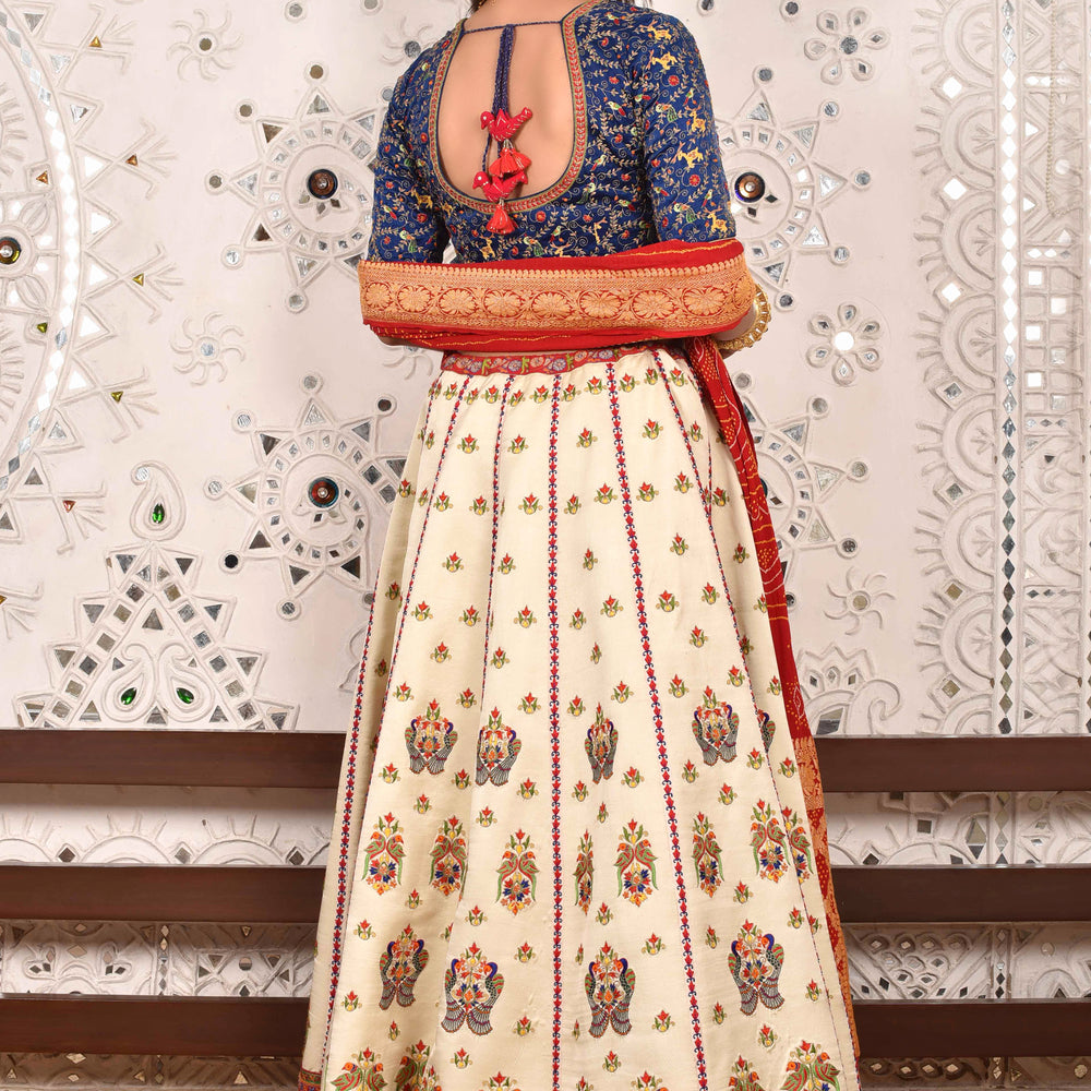 
                      
                        Resham Hand Embroidered Lehenga Set
                      
                    