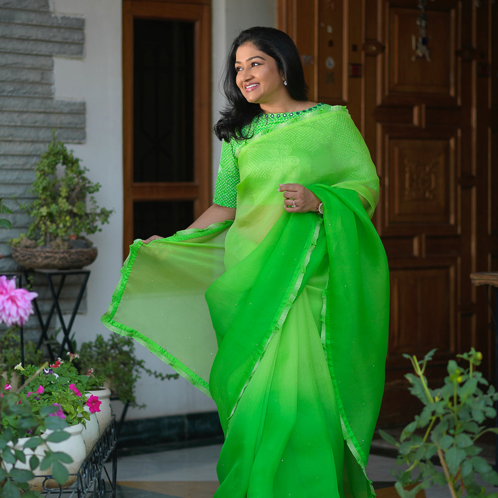 Green Shaded Pure Organza Saree With Bandhani Blouse