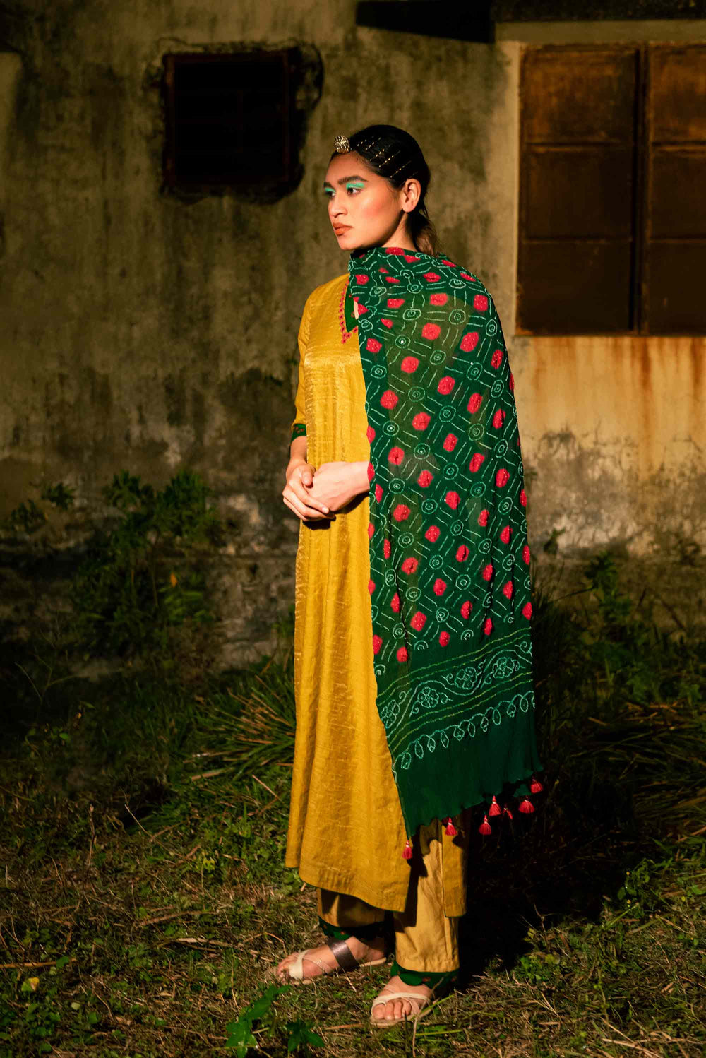 Umber Dupatta - Green Red