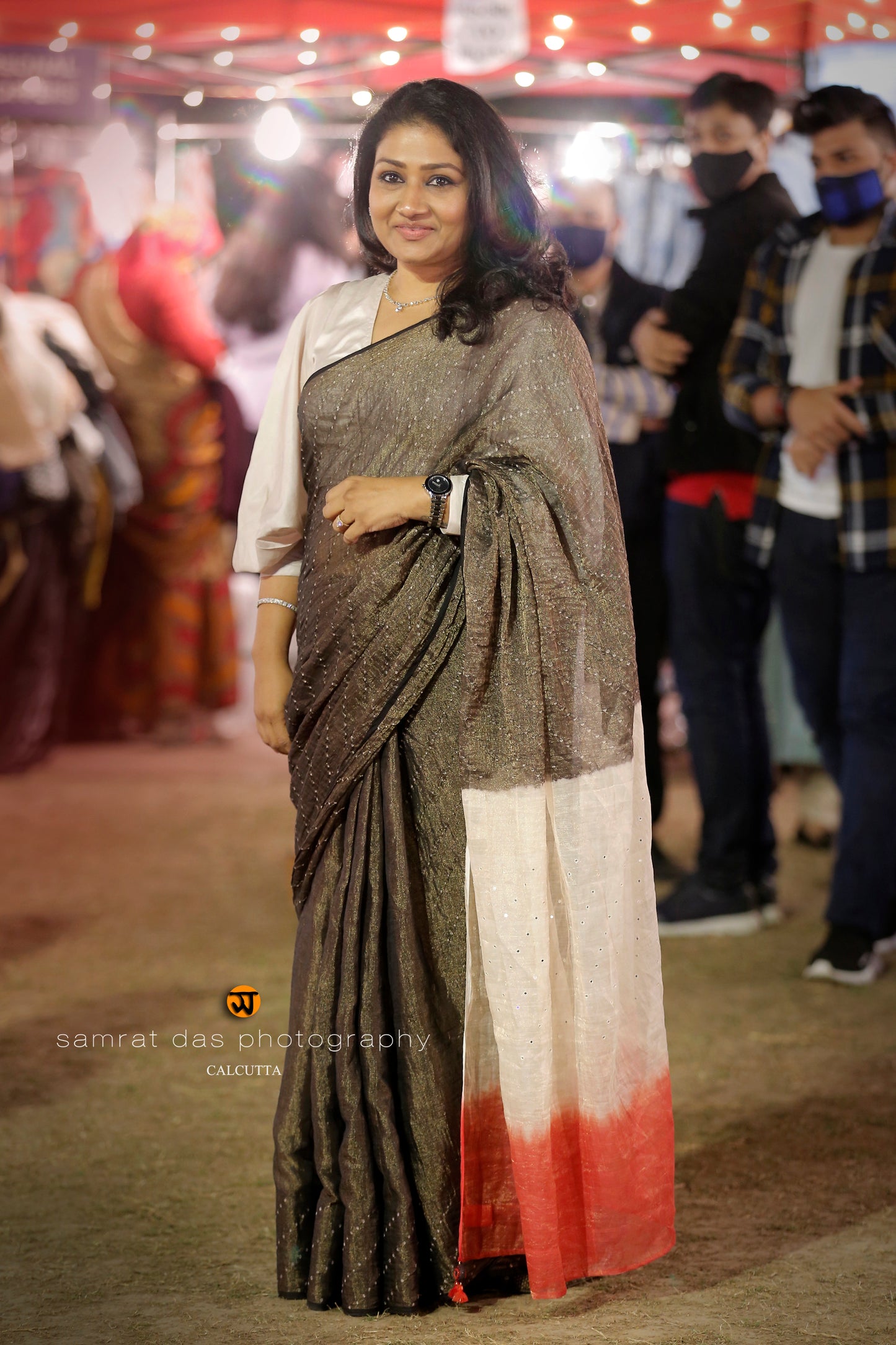 Anjori Saree - Black Red